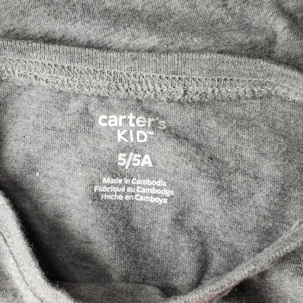 Carter's Kid Size 5/5A Gray Team Santa Cotton Graphic Print Long Sleeve Tee NWOT
